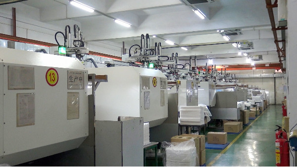 塑膠模具注塑加工設(shè)計(jì)時(shí)注意事項(xiàng)