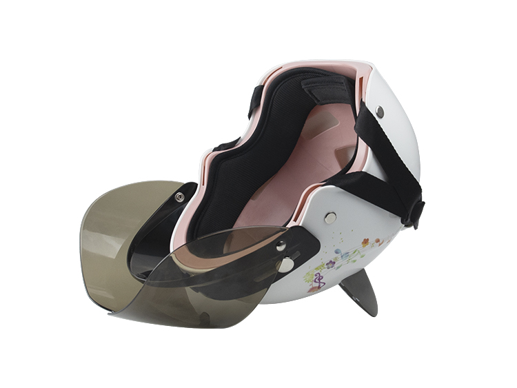 女電動車頭盔四季可愛半盔安全帽現(xiàn)貨