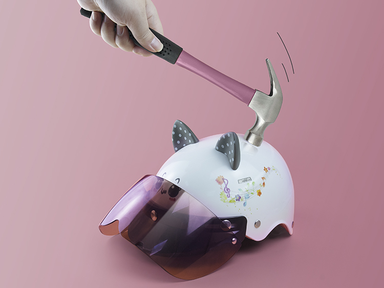 女電動車頭盔四季可愛半盔安全帽現(xiàn)貨