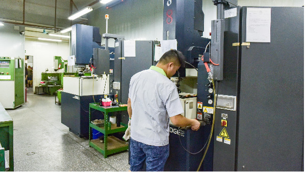 世邦塑膠注塑模具快速報(bào)價方法