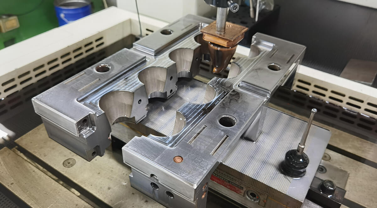 醫(yī)療注塑模具加工思路