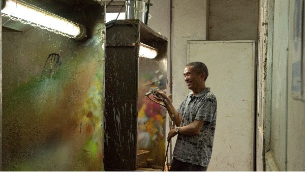 哪里有開(kāi)關(guān)面板注塑工廠？